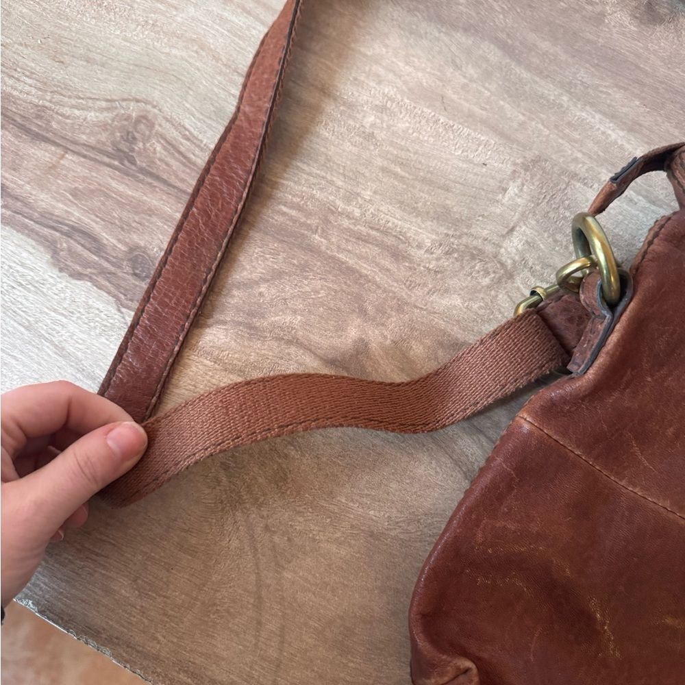 FOSSIL Handbag Shoulder Bag Brown Leather Vintage Minimalist Zip Close Neutral - Picture 7 of 10